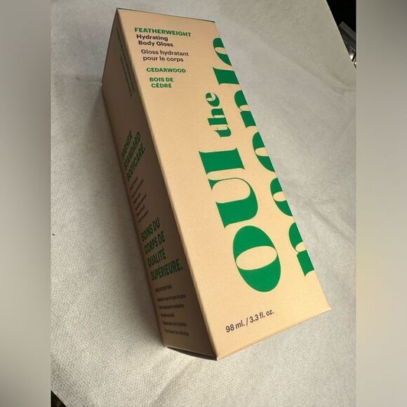 OUI the People Featherweight Hydrating Body Gloss Oil with Squalane 98ml/3.3oz - Picture 2 of 6